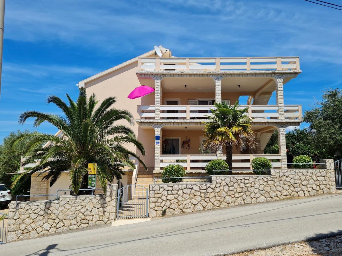 Apartments With A Parking Space Lun, Pag - 4062 Lun  Zewnętrze zdjęcie
