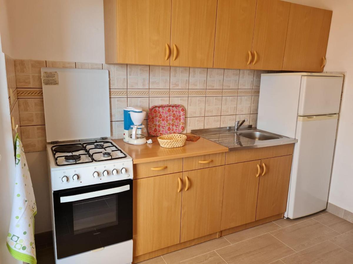 Apartments With A Parking Space Lun, Pag - 4062 Lun  Zewnętrze zdjęcie